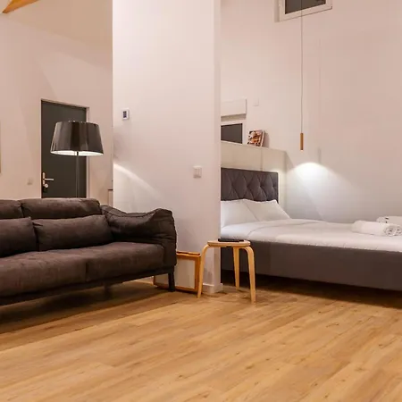 Ocean Breeze Apartment