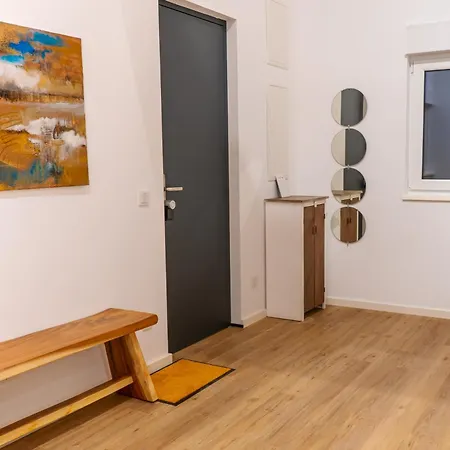 Ocean Breeze Apartment