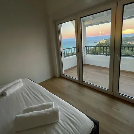 Apartment Ocean Breeze Avliotai