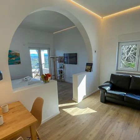 Apartment Ocean Breeze Avliotai